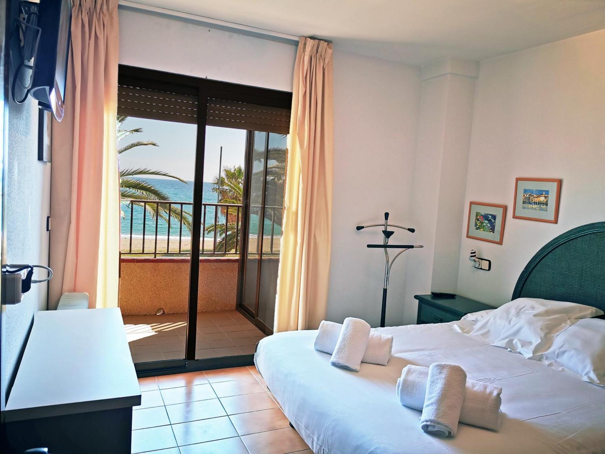 Apartaments Primera Linea Torre Valentina Sant Antoni De Calonge Quarto foto